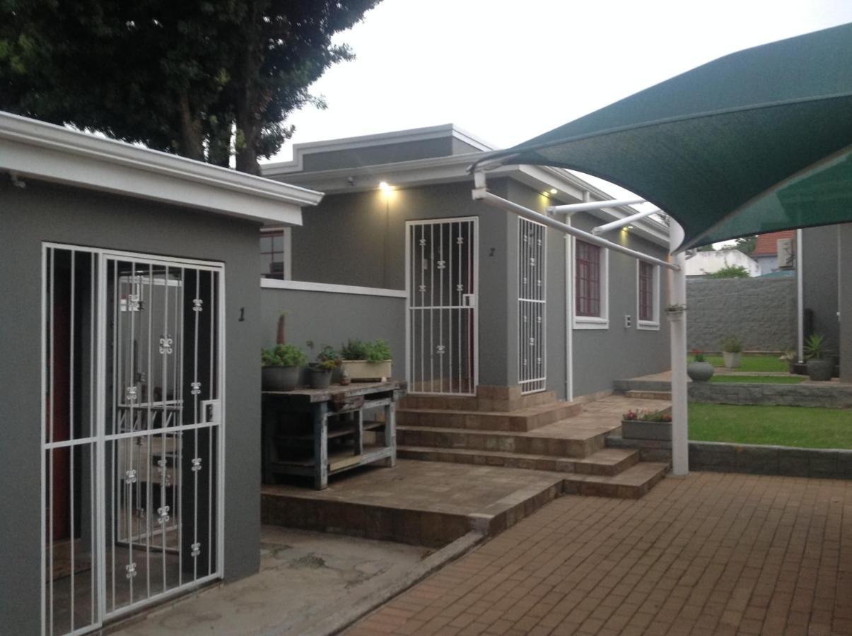 Appartamento Fancy Pansy Germiston Esterno foto
